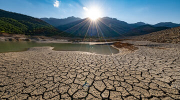 environmental problems, drought, desertification, thirst, pollution of our land and bad scenarios in the world