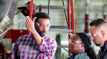 Close protection for a national expatriate