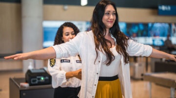 Prolonged U.S. shutdown strains TSA and critical infrastructure